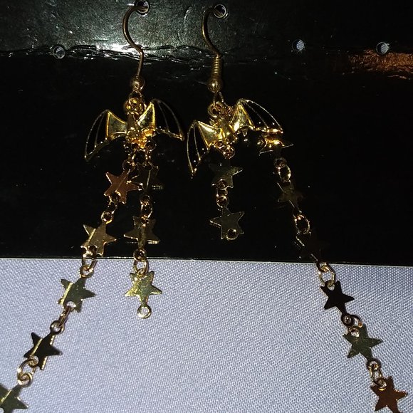 Halloween Bat Earrings - Picture 4 of 9
